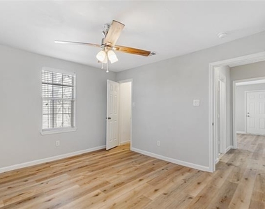 1123 W Morgan Street - Photo Thumbnail 24