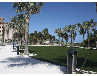 133 N Pompano Beach Boulevard - Photo Thumbnail 7