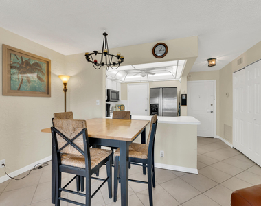 133 N Pompano Beach Boulevard - Photo Thumbnail 12