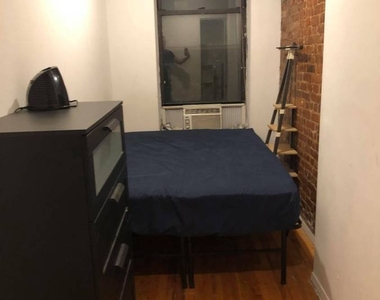 453 West 46th Street, New York, NY 10036 - Photo Thumbnail 7