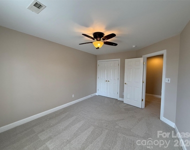 3993 Lake Shore Road S - Photo Thumbnail 30