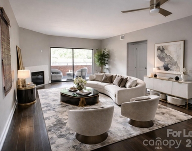 224 N Poplar Street - Photo Thumbnail 1