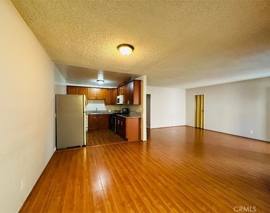 703 E California Boulevard - Photo Thumbnail 3
