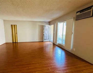 703 E California Boulevard - Photo Thumbnail 4