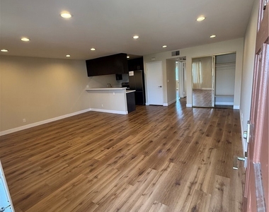 602 W California - Photo Thumbnail 3