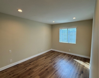 602 W California - Photo Thumbnail 13
