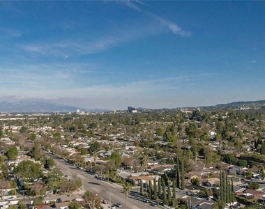 24306 Gilmore Street - Photo Thumbnail 43