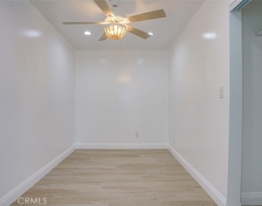 24306 Gilmore Street - Photo Thumbnail 19