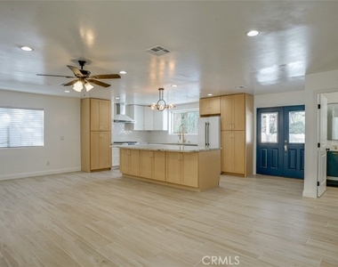 24306 Gilmore Street - Photo Thumbnail 55