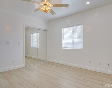 24306 Gilmore Street - Photo Thumbnail 22