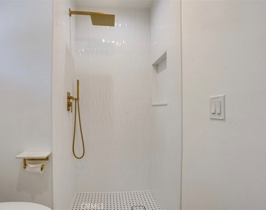 24306 Gilmore Street - Photo Thumbnail 25