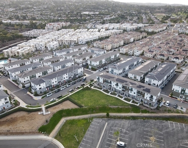 1487 Skyline Lane - Photo Thumbnail 39