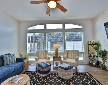 79 Half Moon Bend - Photo Thumbnail 12