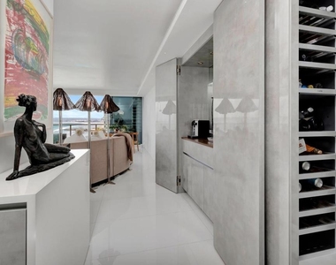 1760 Avenida Del Mundo - Photo Thumbnail 2