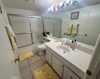 2701 E Mesquite - Photo Thumbnail 10