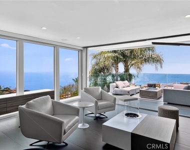 855 Santa Ana Street - Photo Thumbnail 5