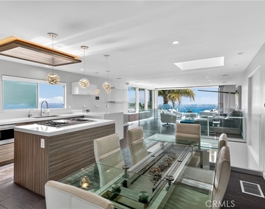 855 Santa Ana Street - Photo Thumbnail 10