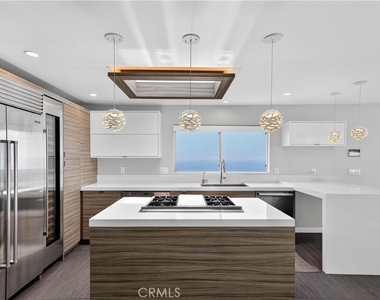 855 Santa Ana Street - Photo Thumbnail 8