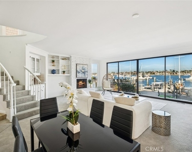 1214 E Balboa Boulevard - Photo Thumbnail 7