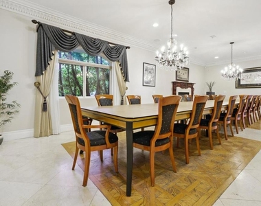 5344 Leghorn Avenue - Photo Thumbnail 3
