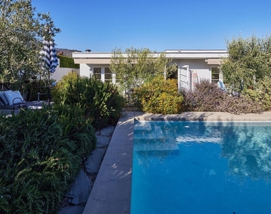 3817 Surfwood Road - Photo Thumbnail 21