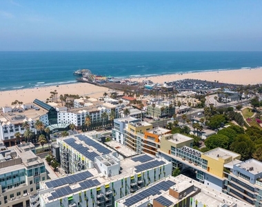 1705 Ocean Avenue - Photo Thumbnail 33