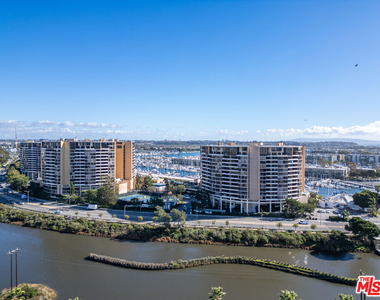 4316 Marina City Dr - Photo Thumbnail 42