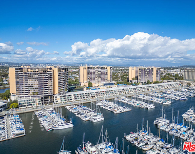 4316 Marina City Dr - Photo Thumbnail 43