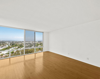 4316 Marina City Dr - Photo Thumbnail 16