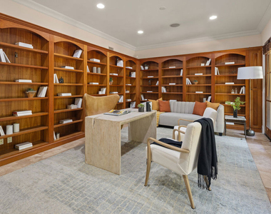587 Entrada Drive - Photo Thumbnail 23