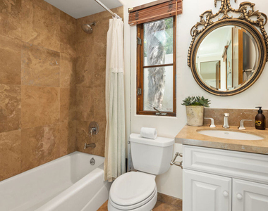 587 Entrada Drive - Photo Thumbnail 15