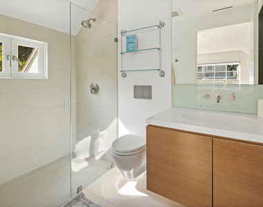 165 Mabery Road - Photo Thumbnail 31