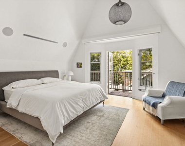 165 Mabery Road - Photo Thumbnail 17