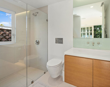 165 Mabery Road - Photo Thumbnail 34