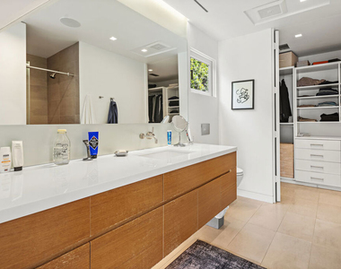 165 Mabery Road - Photo Thumbnail 21