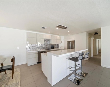 436 N Greenhouse Way - Photo Thumbnail 10