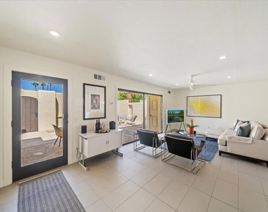 436 N Greenhouse Way - Photo Thumbnail 8