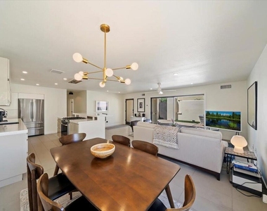 436 N Greenhouse Way - Photo Thumbnail 14
