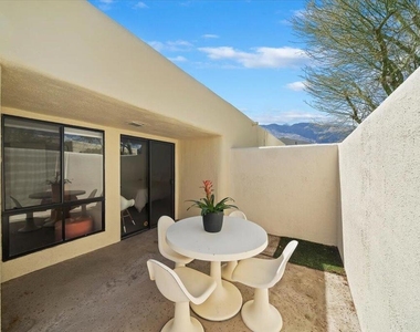 436 N Greenhouse Way - Photo Thumbnail 5