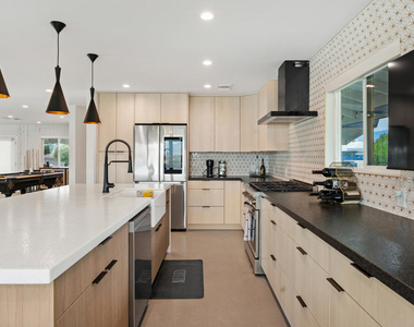 43490 Bath Point Court - Photo Thumbnail 13