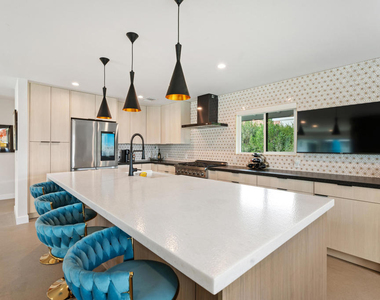 43490 Bath Point Court - Photo Thumbnail 14