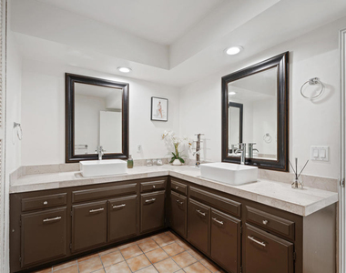 43490 Bath Point Court - Photo Thumbnail 28