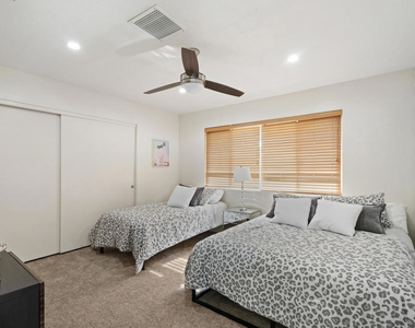 43490 Bath Point Court - Photo Thumbnail 22