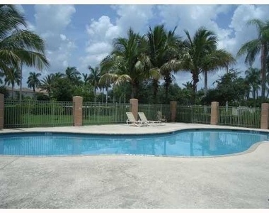 3490 Briar Bay Boulevard - Photo Thumbnail 2