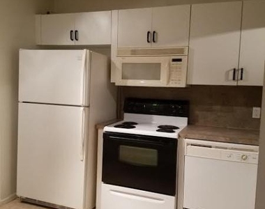 3490 Briar Bay Boulevard - Photo Thumbnail 6
