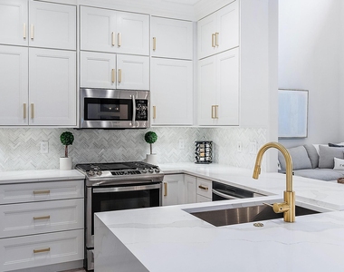 8307 Quail Meadow Way - Photo Thumbnail 11
