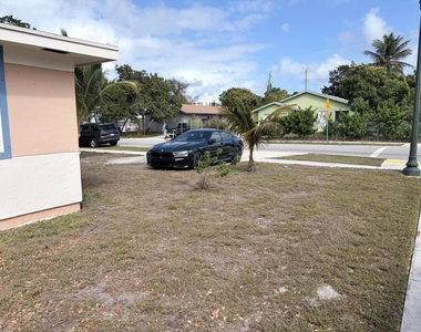 213 Se 9th Street - Photo Thumbnail 12
