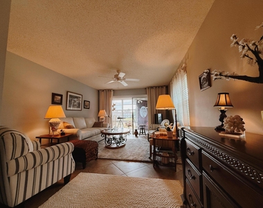 106 Spring Lake Court - Photo Thumbnail 12