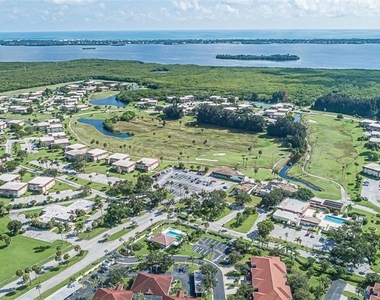 106 Spring Lake Court - Photo Thumbnail 10