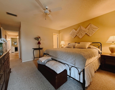 106 Spring Lake Court - Photo Thumbnail 13